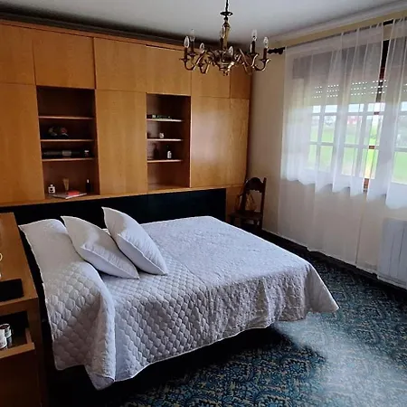 Casa Diego, Primera Linea De Playa Junto A Catedrales